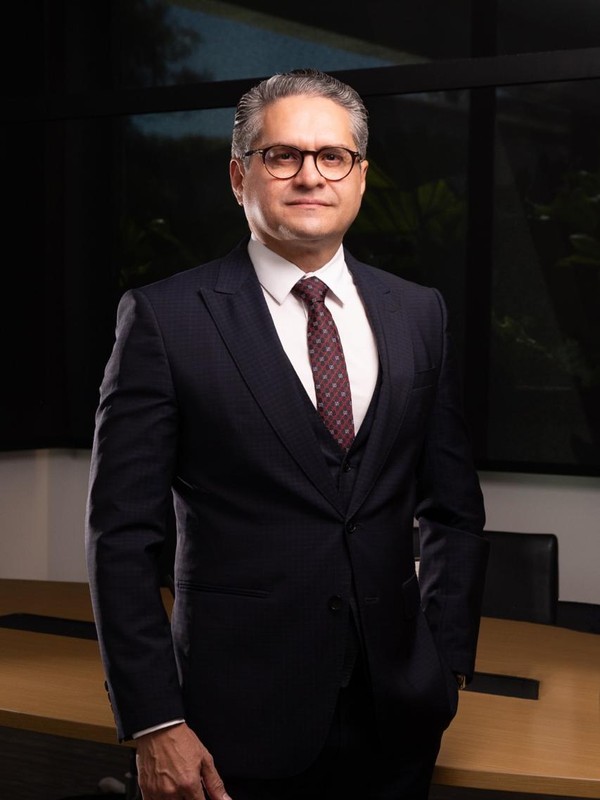 Dr. Rodrigo Queiroga